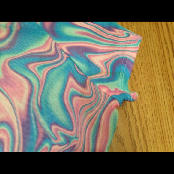 Rare UNIF Trippy Sheer Melt Plex Crop Top M/L - Picture 4 of 8